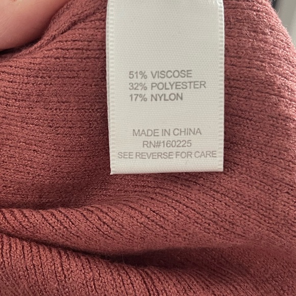 NEW Nordstrom Stitchdrop V-Neck Ribbed Trim Sweater, Size Large - Picture 3 of 5